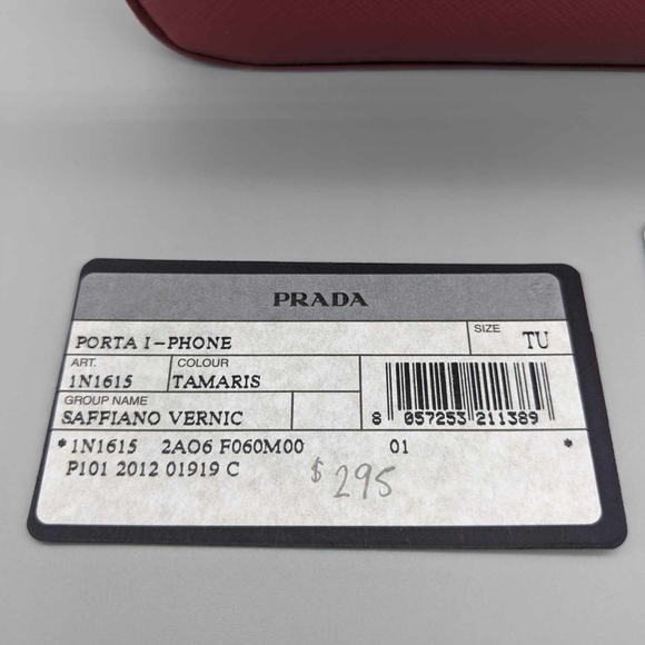 Prada - Picture 9 of 12